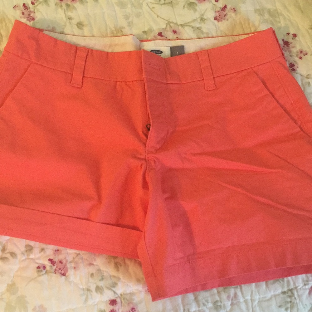 Old navy pink shorts size 2!